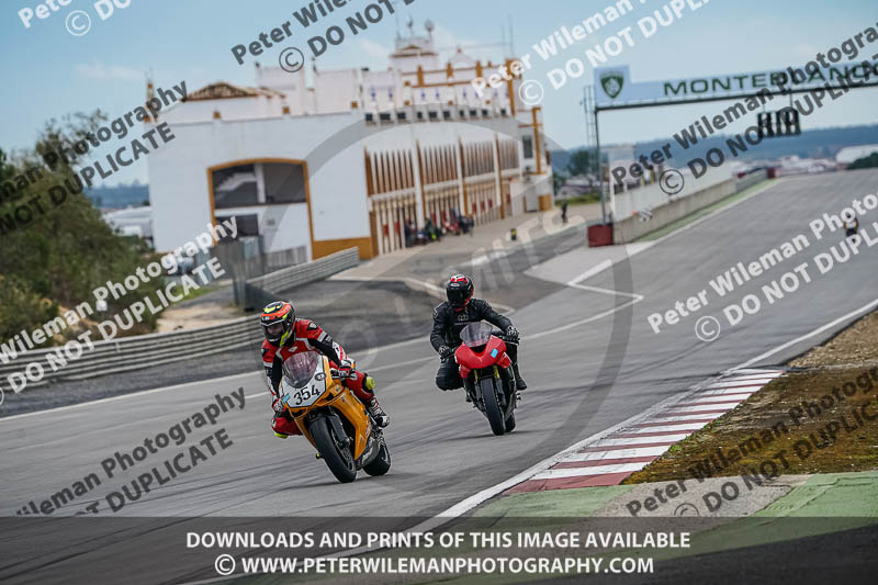 cadwell no limits trackday;cadwell park;cadwell park photographs;cadwell trackday photographs;enduro digital images;event digital images;eventdigitalimages;monteblanco trackday photographs;no limits trackdays;peter wileman photography;racing digital images;trackday digital images;trackday photos